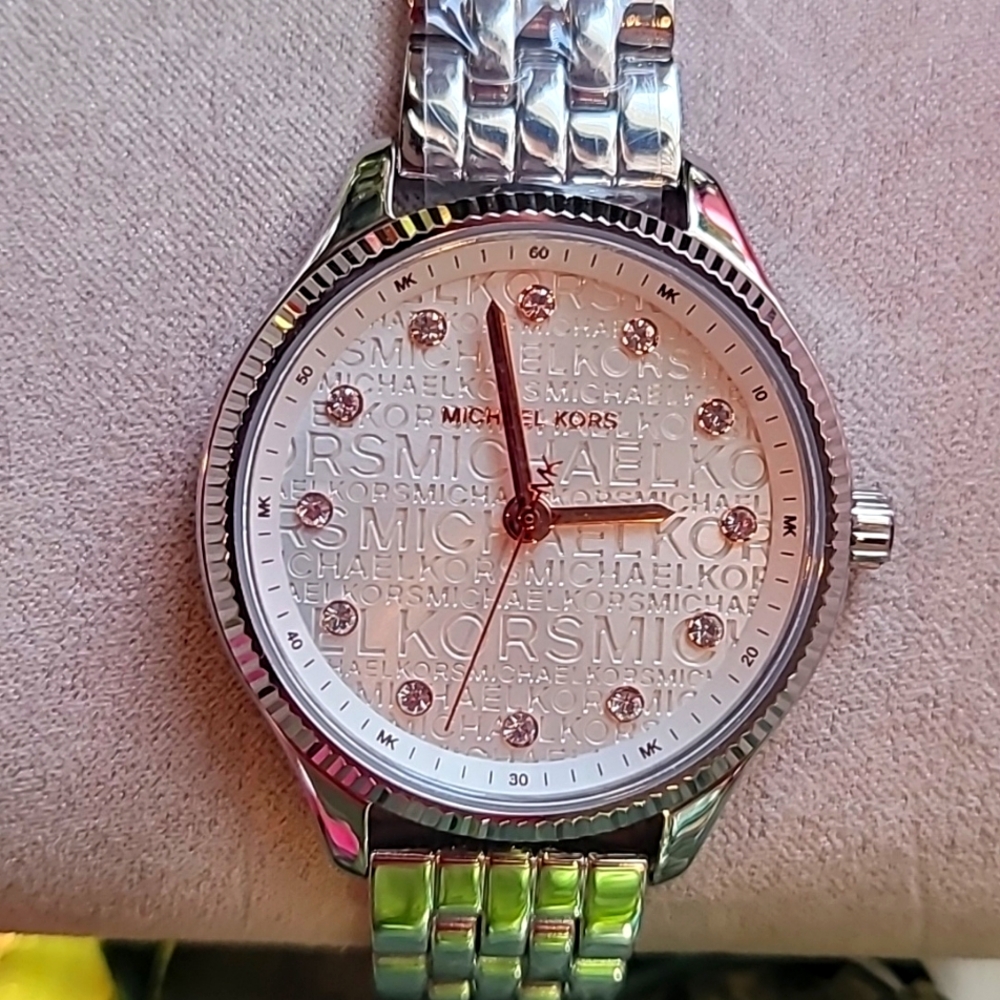 New Michael kors watch